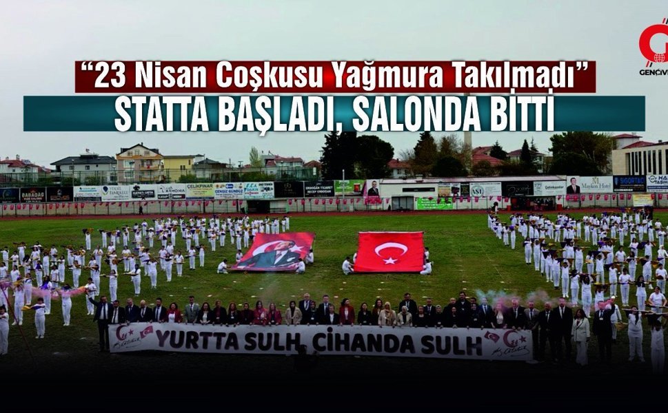 Çivril’de 23 Nisan Kutlamaları Statta Başladı, Salonda Sona Erdi