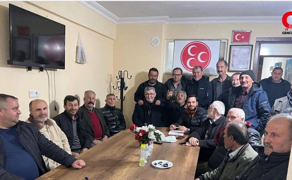 MHP Çivril Teşkilatında “Eski Fotoğraf” Tartışması