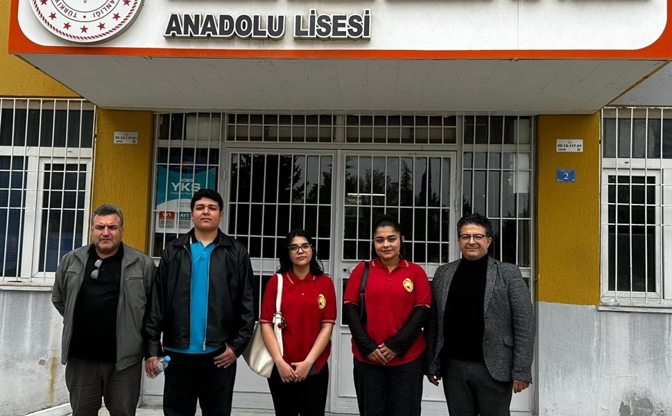 Çivril’den Öğrenciler Avrupa’ya Erasmus Stajına Gidiyor