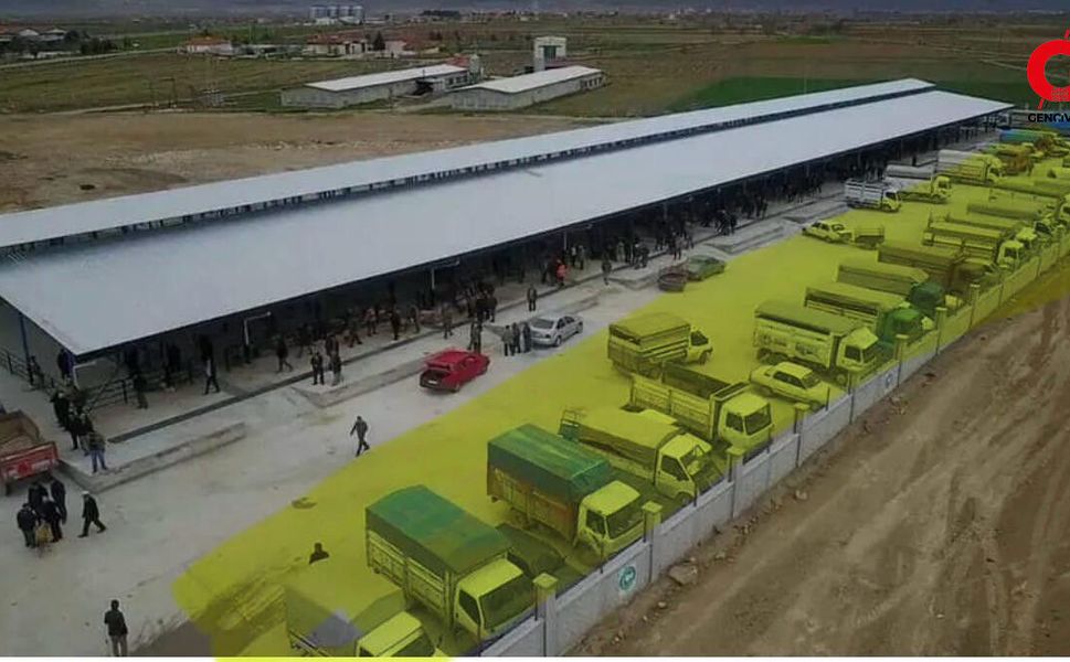 Çivril Hayvan Pazarı Kurbana Hazırlanıyor