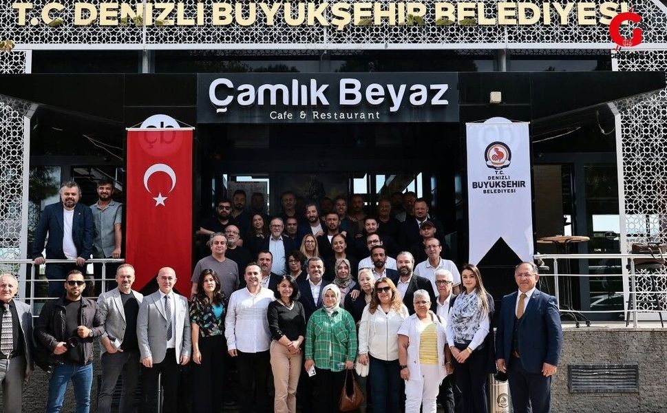 Basın mensuplarıyla Bir araya Gelen Denizli Büyükşehir Belediye Başkanı Çavuşoğlu'ndan Fon Krizine Sert Tepki