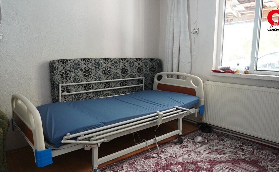 Çivril Belediyesi'nden İhtiyaç Sahibi Vatandaşlara Hasta Yatağı Desteği