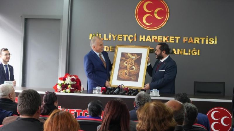 “Lider Türkiye Üretken Belediye”