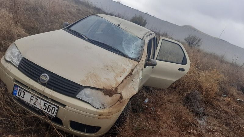 Dinar'da Araç Takla Attı Yaralılar Var