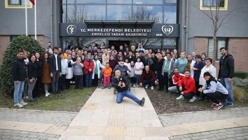 Engelsiz Yaşam Akademisi'ni Ziyaret Ettiler