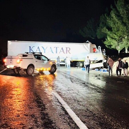 Buldan'da Kaza: Ölü ve Yaralılar Var