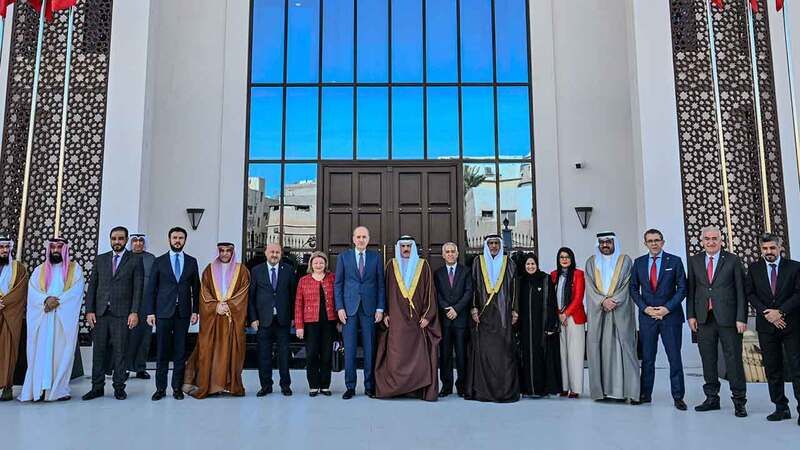 Denizli Milletvekili Yasin Öztürk, TBMM Başkanı Kurtulmuş ile Bahreyn'i Ziyaret Etti