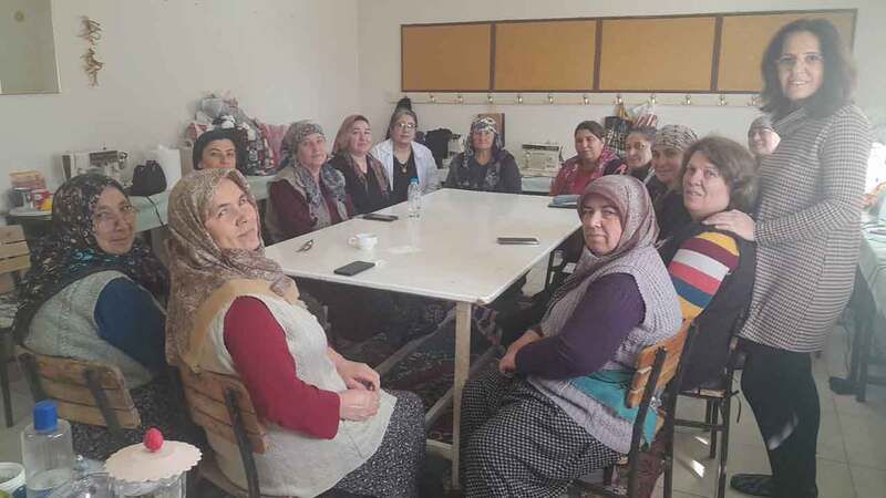 Çivril’de Halk Eğitim Kursunda Kadınlara Kanser Hakkında Bilgilendirme