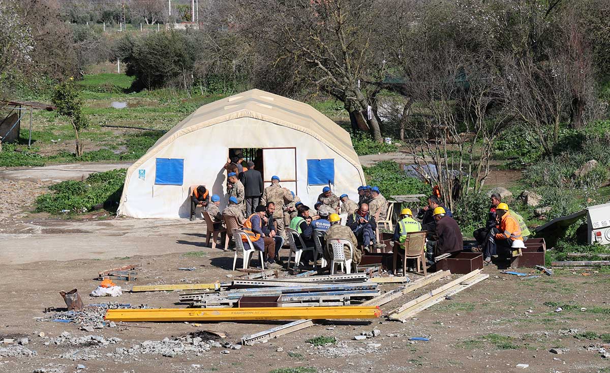 Aydın Denizli Otoban İşçileri Grev Başlattı3