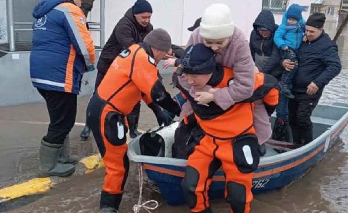 Kazakistanda Korkutan Felaket Binlerce Kisiye Mudahale Edildi