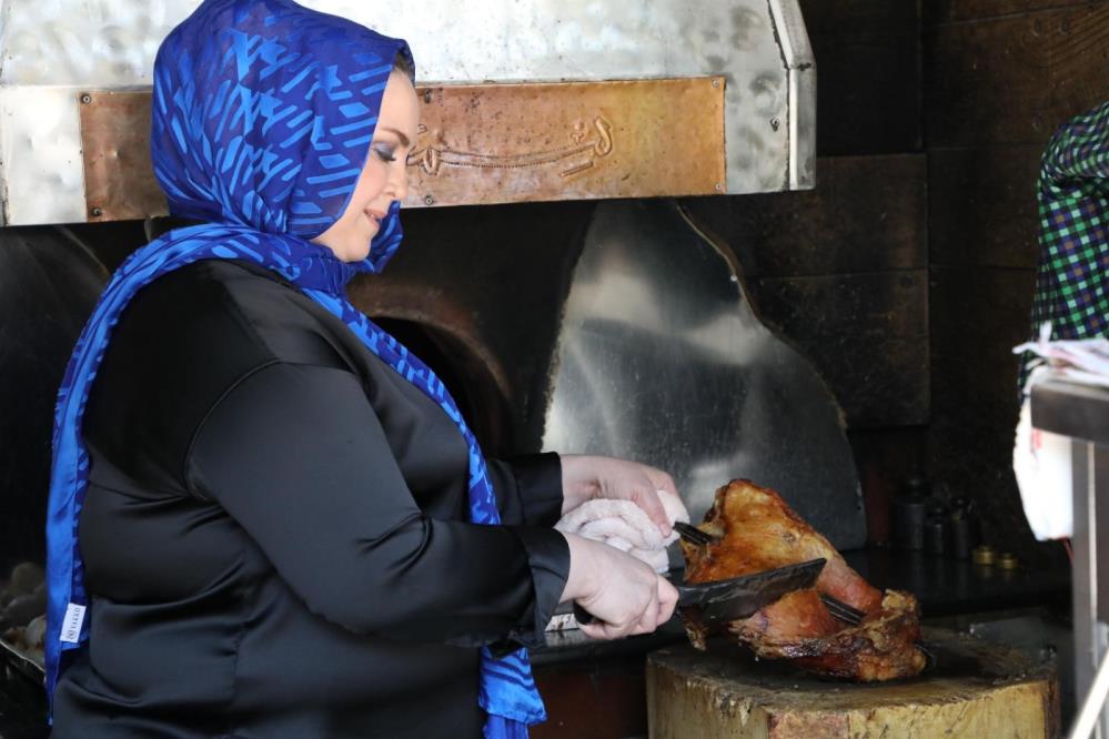 Eşinden Devraldığı İşin Denizli’deki Tek Kadın Temsilcisi