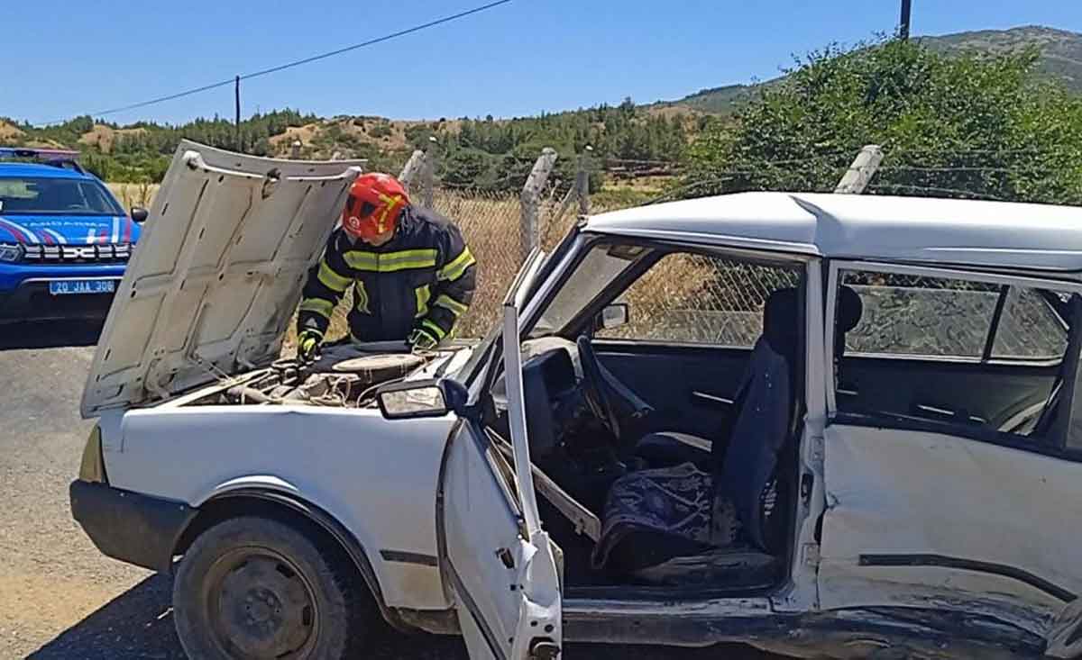 Denizlide Korkunc Trafik Kazasi 6 Yaralinin 3U Cocuk