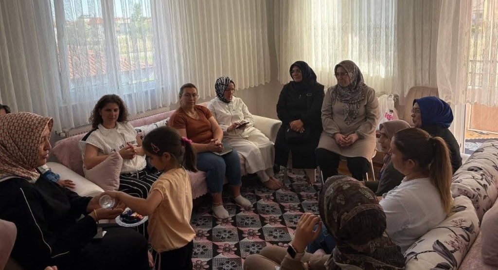 Ak Parti Çivril Kadın Kolları