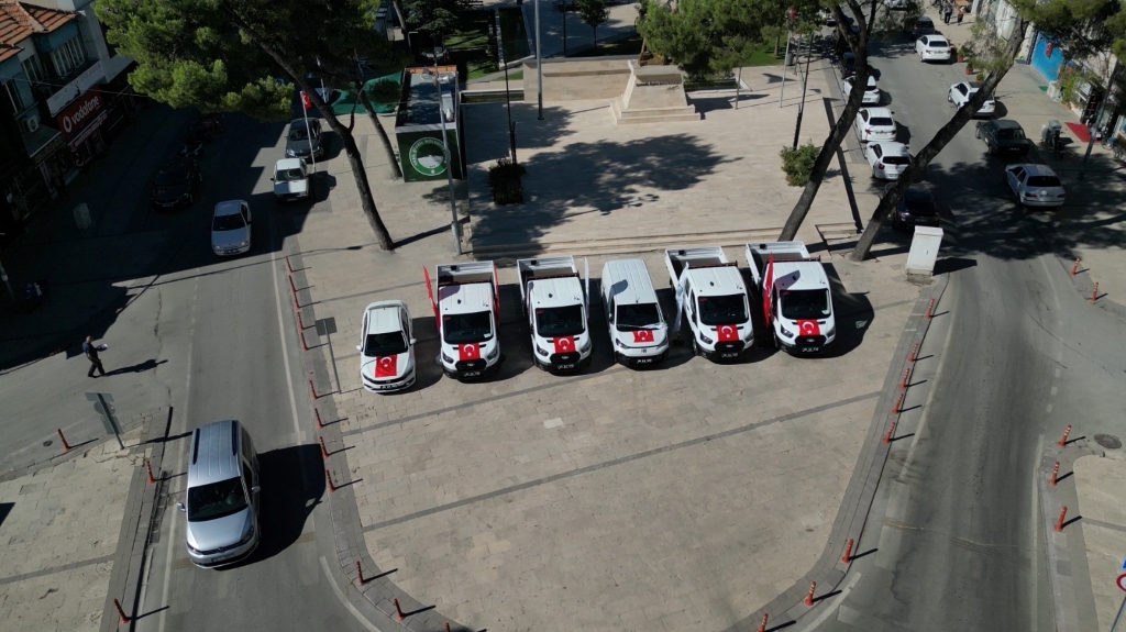 Çivril Belediyesi Araç Filosu Güçlendirdi