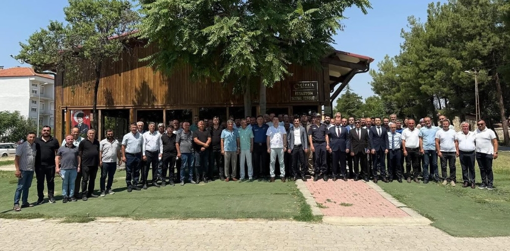 Çivril Kaymakamı Muhtarlar Toplantısı