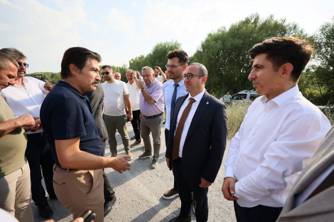 Cahit Özkan Çivril Dinar Yolu (1)