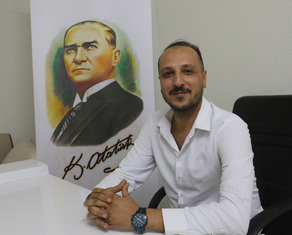 Çivril Beleidyesi Sevgi Eli (3)