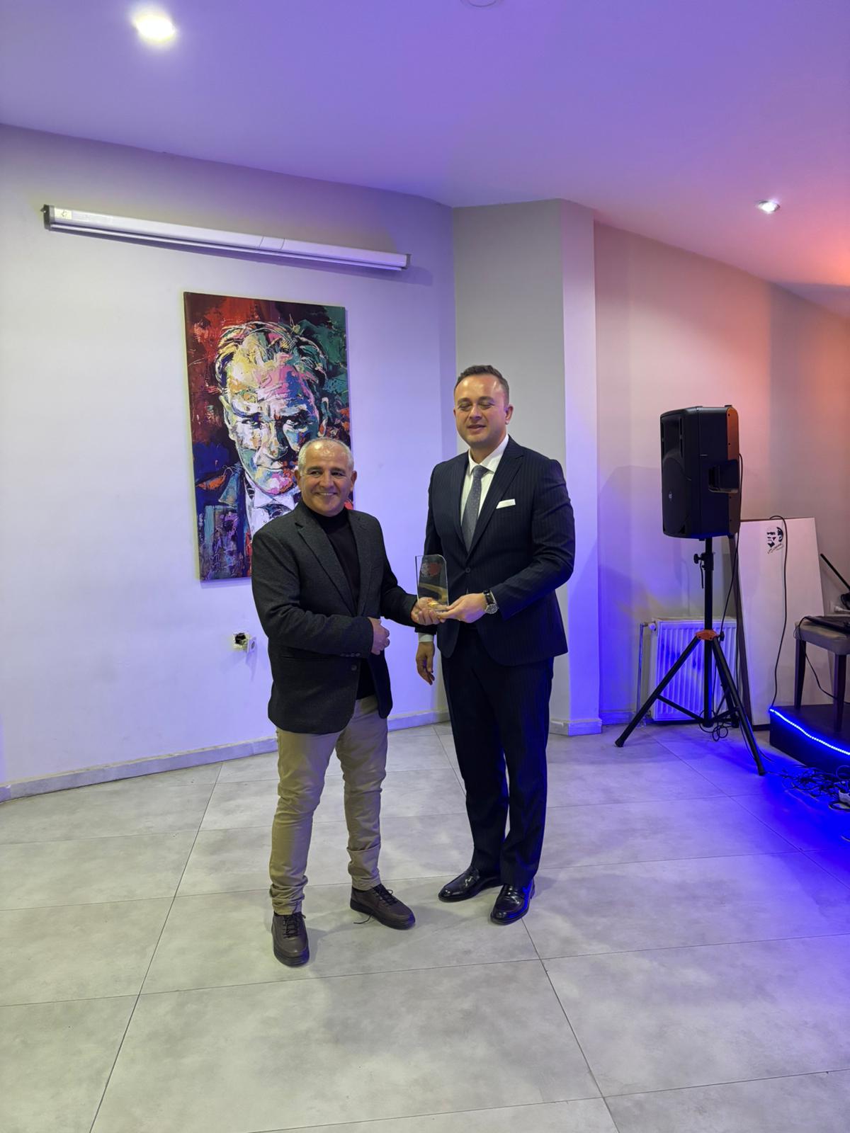 Eğitim Iş Yemek (1)