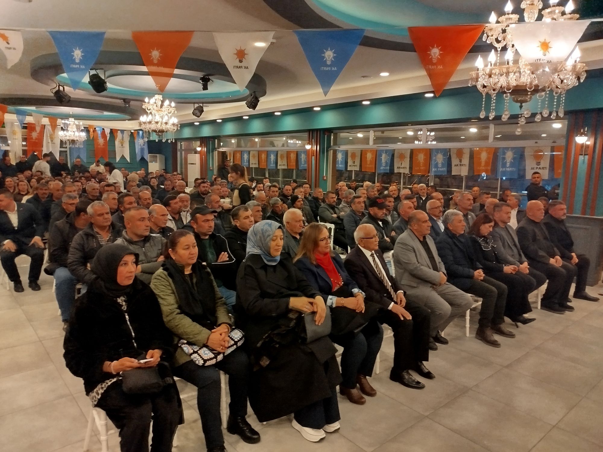Ak Parti Çivril Genişletilmiş İlçe Danışma Toplantısı (6)