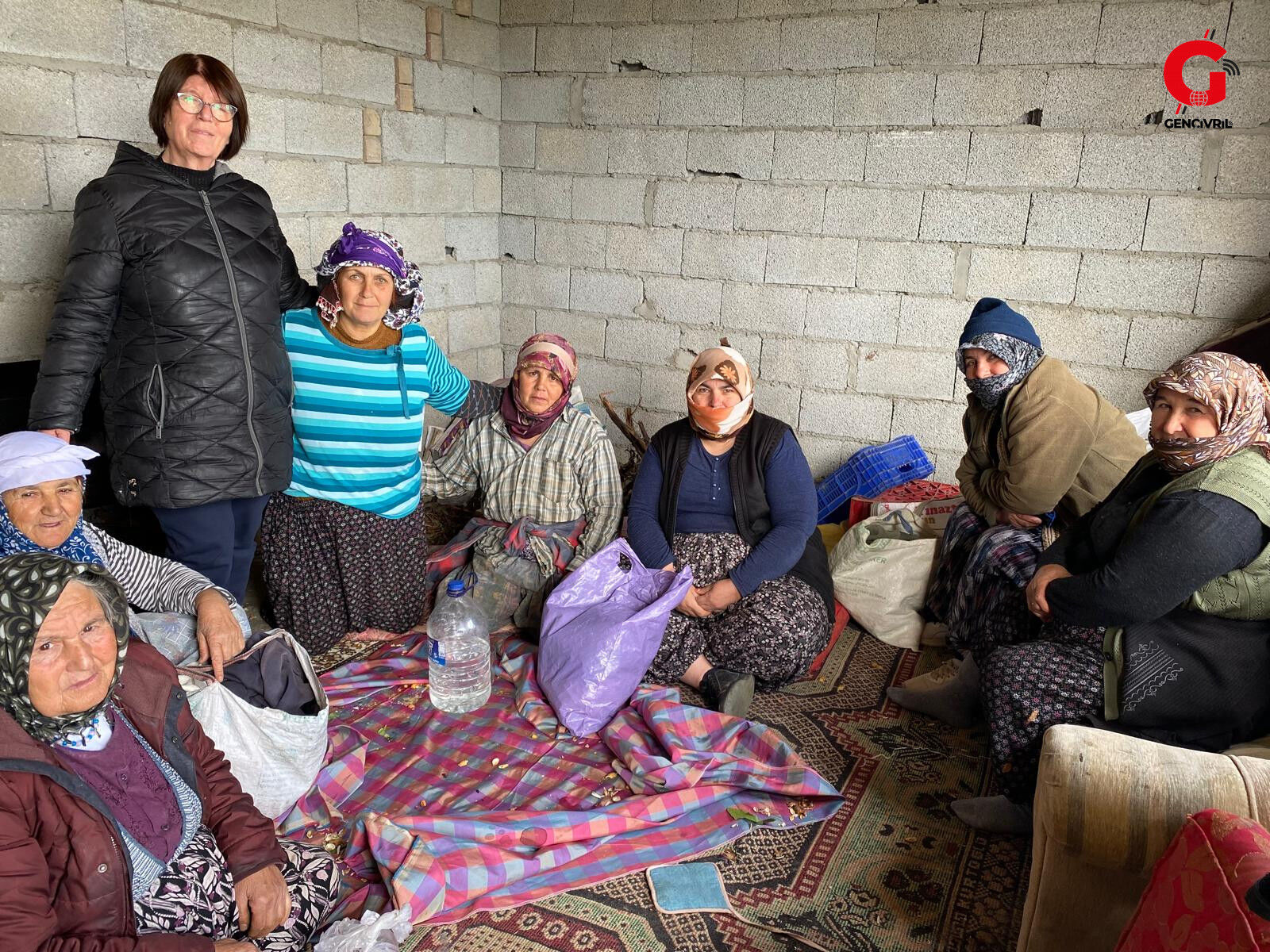 Chp Kadın Kolları 8 Mart Kadınlar Günü (1)