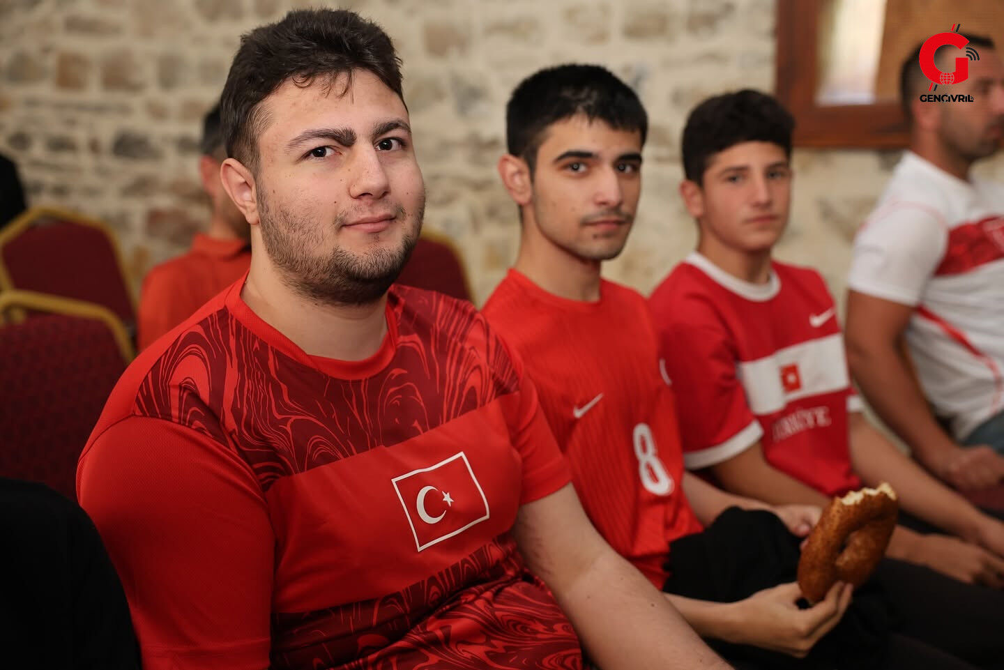 Çivril Milli Maçta Tek Yürek Oldu (2)