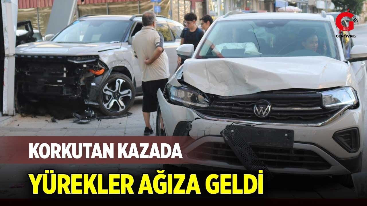 Çivril’de İki Araç Kafa Kafaya Çarpıştı