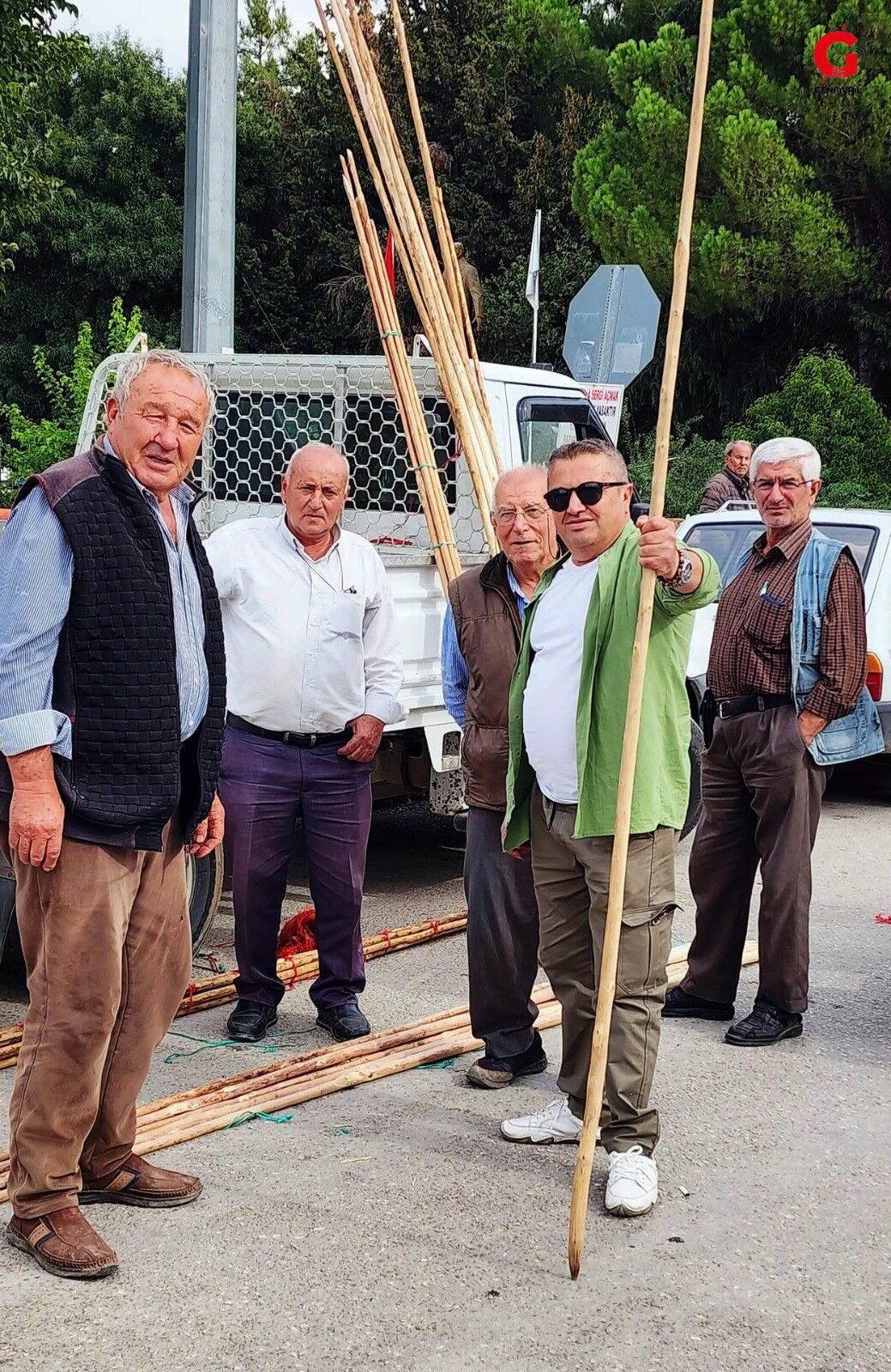Çivril De Ceviz Sırıkları (1)