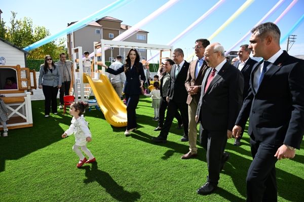 Çivril Denizin Yıldızı Gündüz Bakım Evi Açıldı (3)
